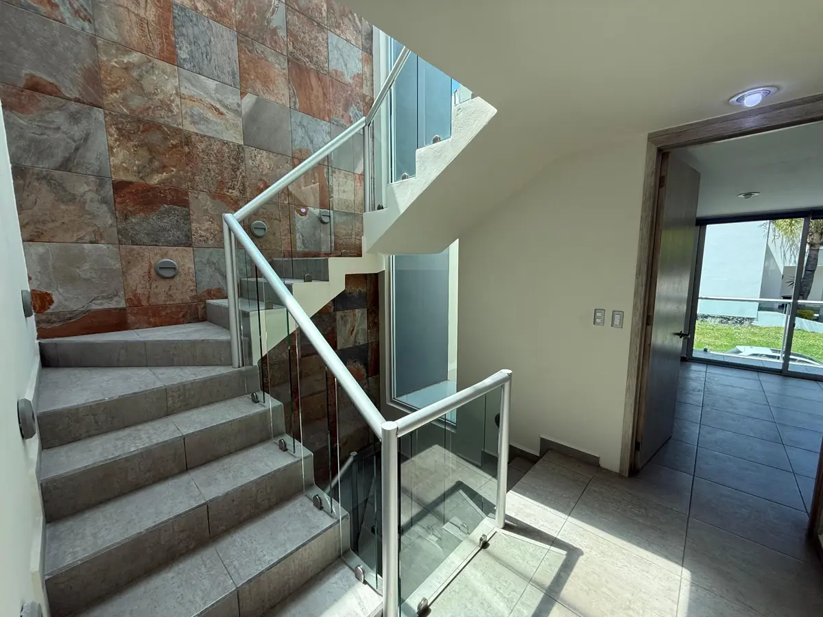Casa en venta en Lomas de Angelópolis, San Andrés Cholula — foto 1 de 14