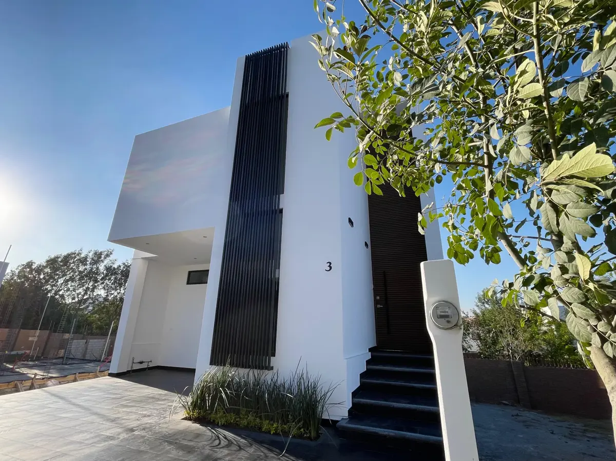 Casa en venta en Lomas de Angelópolis, San Andrés Cholula — foto 1 de 26