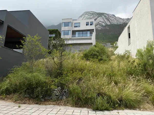Terreno en Venta en Residencial Cordillera, Santa Catarina, Nuevo León 3