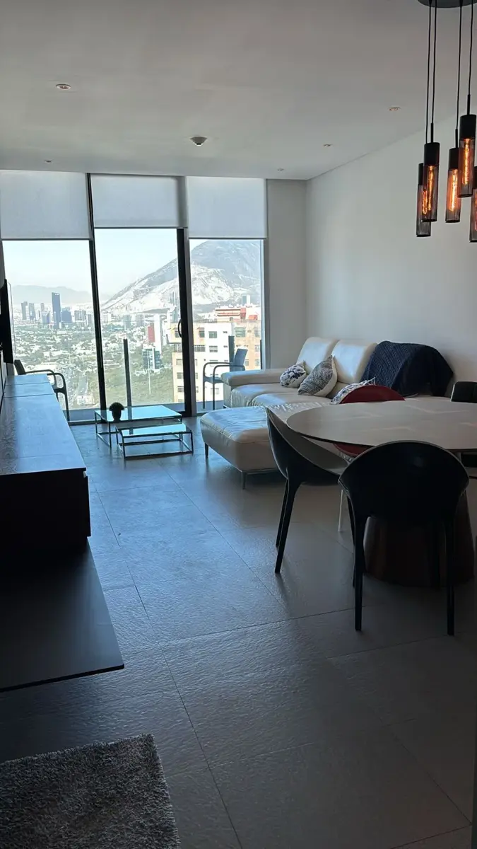 Departamento en renta en Residencial Santa Bárbara, San Pedro Garza García — foto 1 de 19