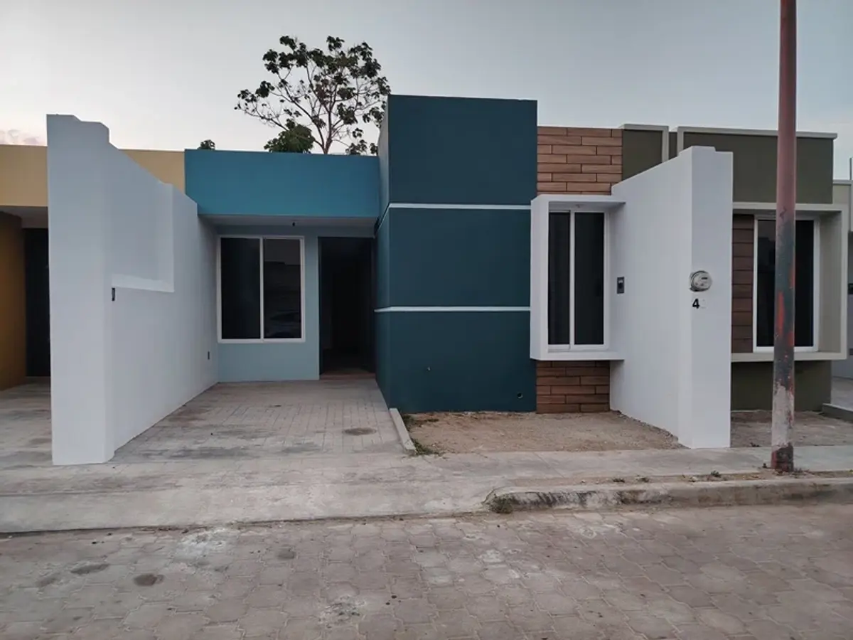 Casa en venta en Autlan de Navarro Centro, Autlán de Navarro — foto 1 de 24