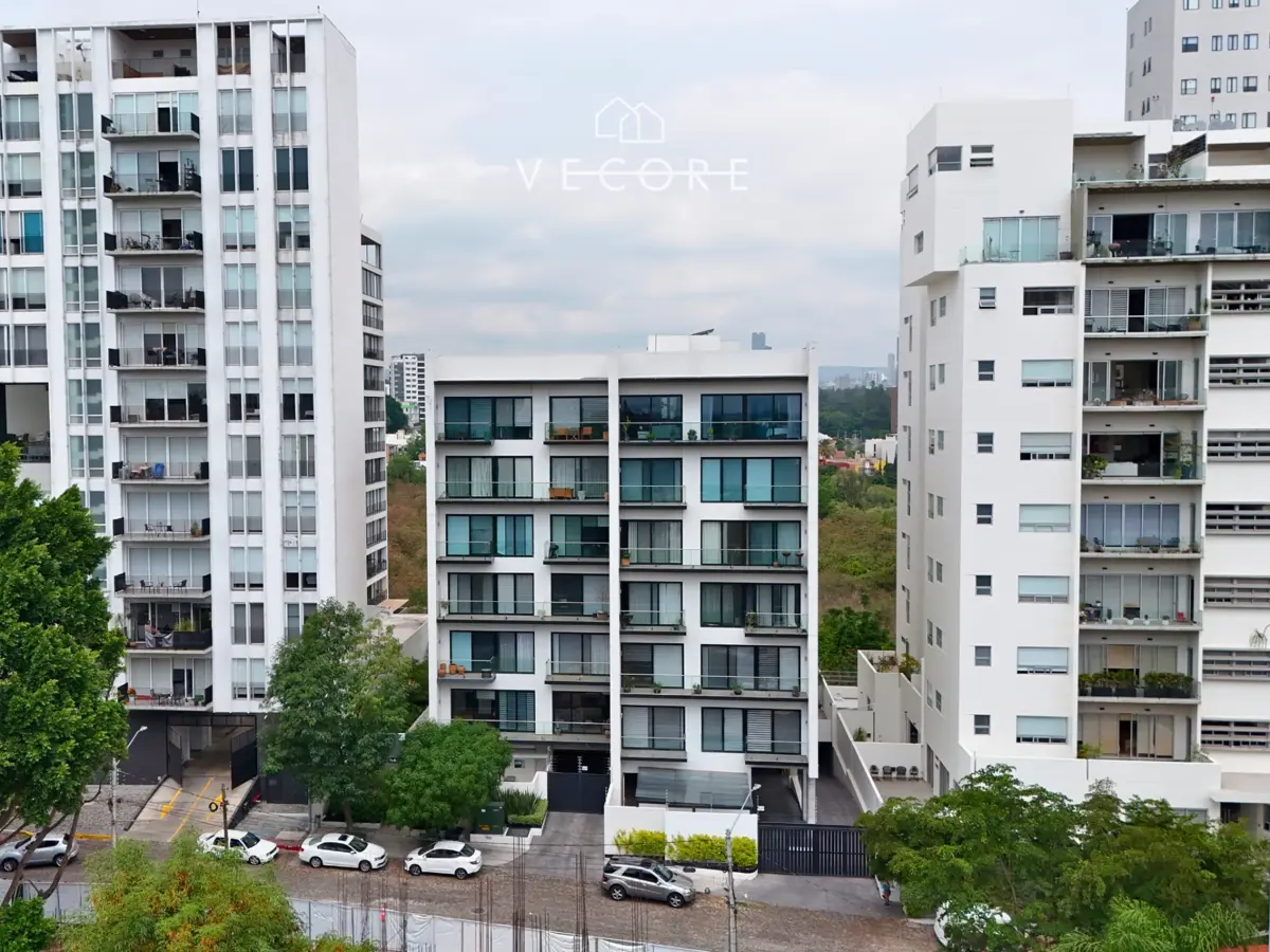 Departamento en venta en Colomos Providencia, Guadalajara — foto 1 de 28