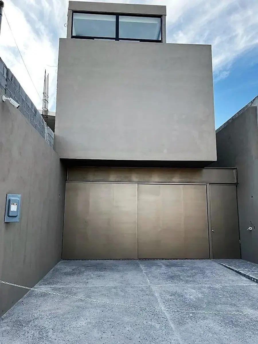 Oficina en venta en San Pedro Garza García Centro, San Pedro Garza García — foto 1 de 19