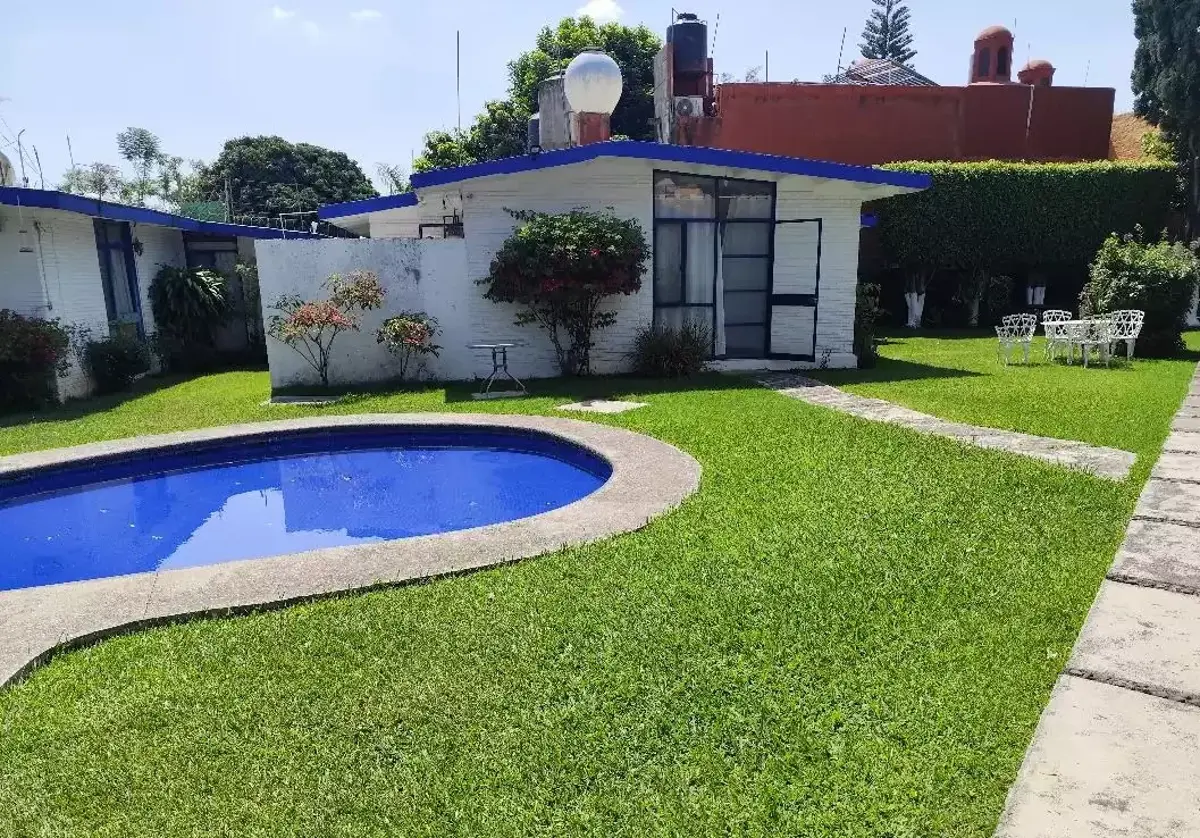Casa en venta en Provincias del Canadá, Cuernavaca — foto 1 de 10