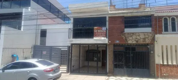 Casa en renta en Arcos de Zapopan 1a. Sección, Zapopan — foto 2 de 12