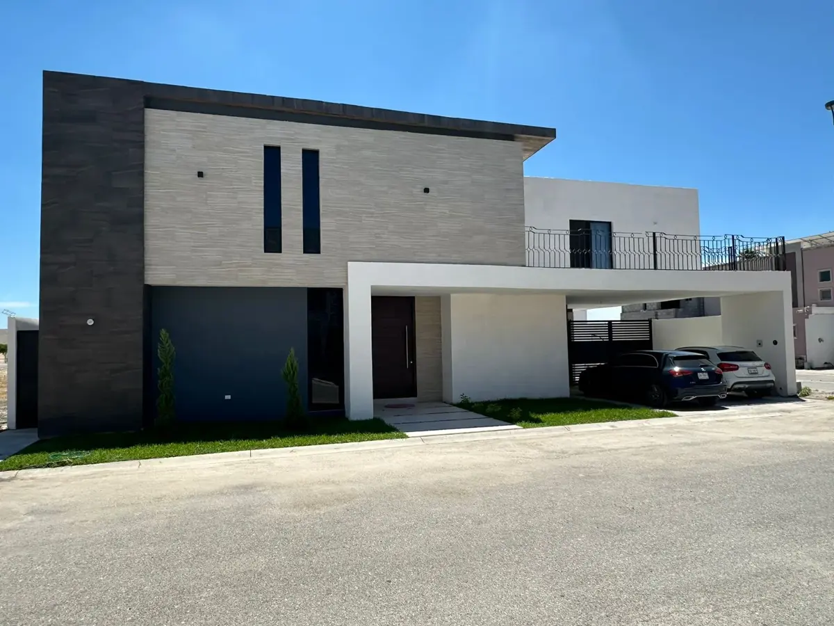 Casa en venta en Villas del Renacimiento, Torreón — foto 1 de 14