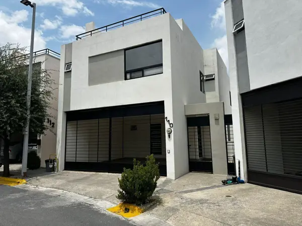 Casa en venta en Cerradas de Valle Alto, Monterrey — foto 2 de 29