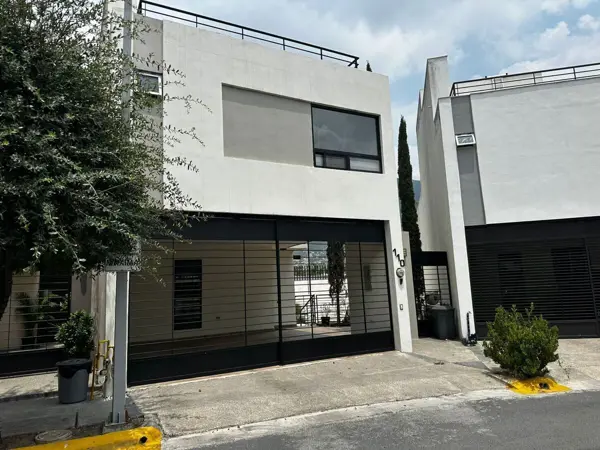 Casa en venta en Cerradas de Valle Alto, Monterrey — foto 3 de 29
