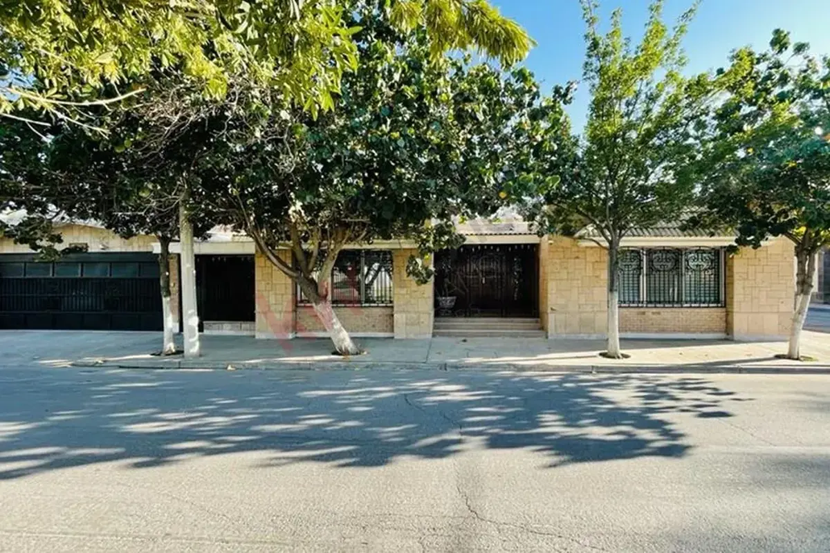 Casa en venta en Torreon Jardin, Torreón — foto 1 de 33