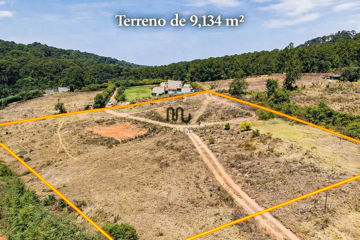 Terreno en venta en Cerro Colorado, Valle de Bravo — foto 1 de 18
