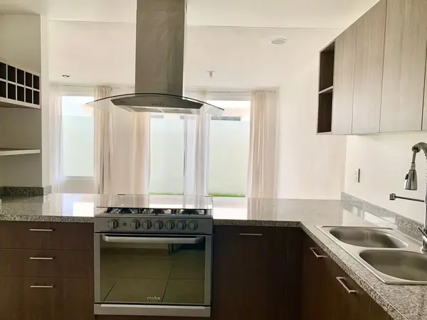 Casa en renta en San Mateo Otzacatipan, Toluca — foto 2 de 11