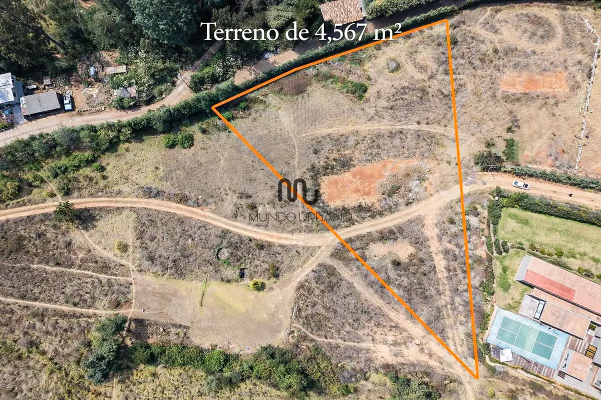 Terreno en venta en Cerro Colorado, Valle de Bravo — foto 1 de 18