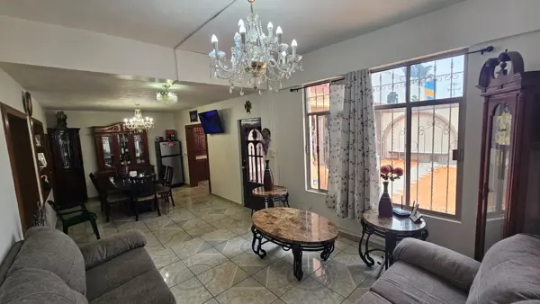Casa en venta en Vista Hermosa, Saltillo — foto 3 de 27
