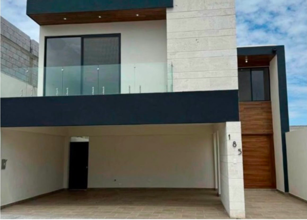 Casa en venta en Monte Sabino Residencial, Saltillo — foto 2 de 10