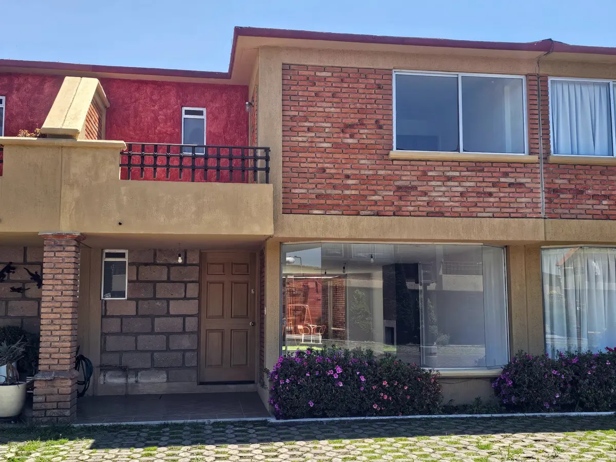 Casa en venta en San Felipe Tlalmimilolpan, Toluca — foto 1 de 20