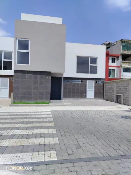 Casa Nueva en Venta en Metepec $4,100,000