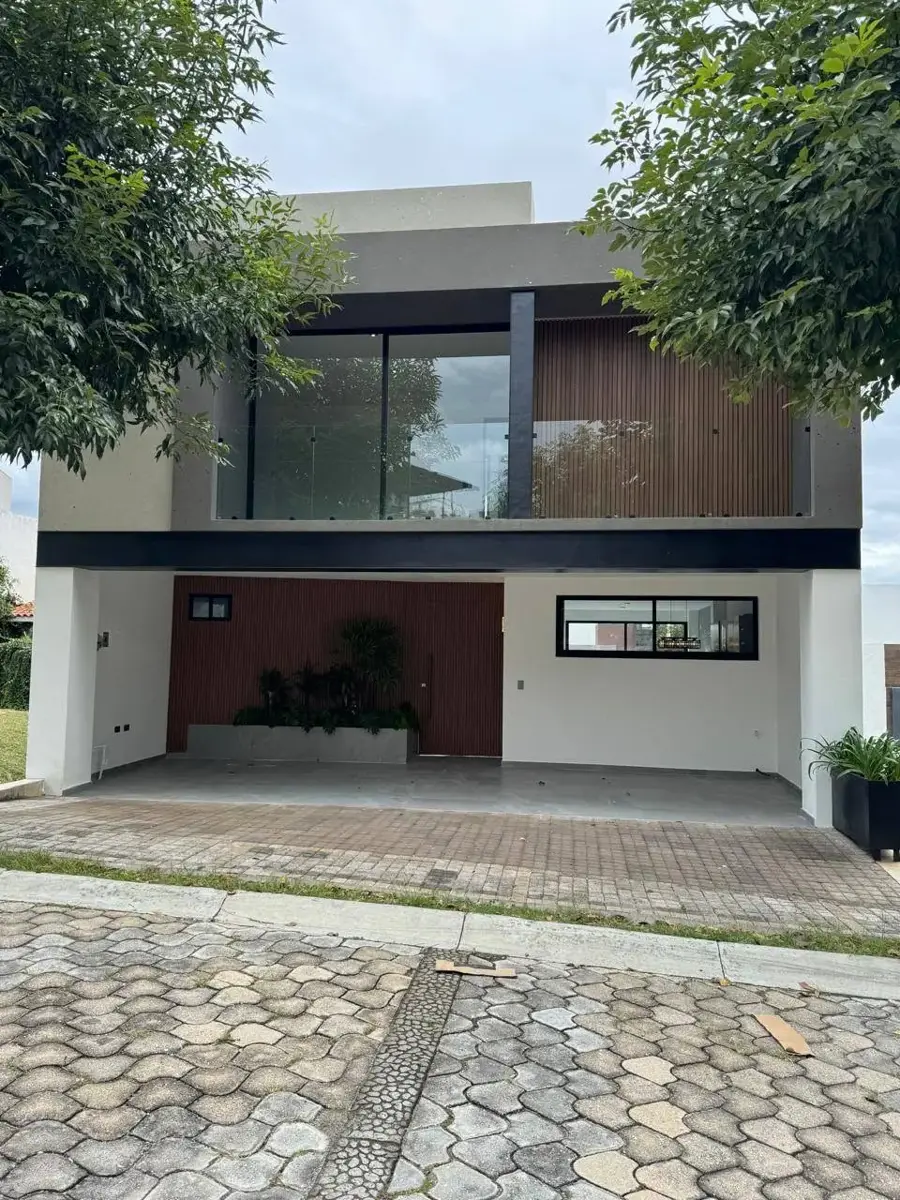 Casa en venta en Lomas de Angelópolis, San Andrés Cholula — foto 1 de 8