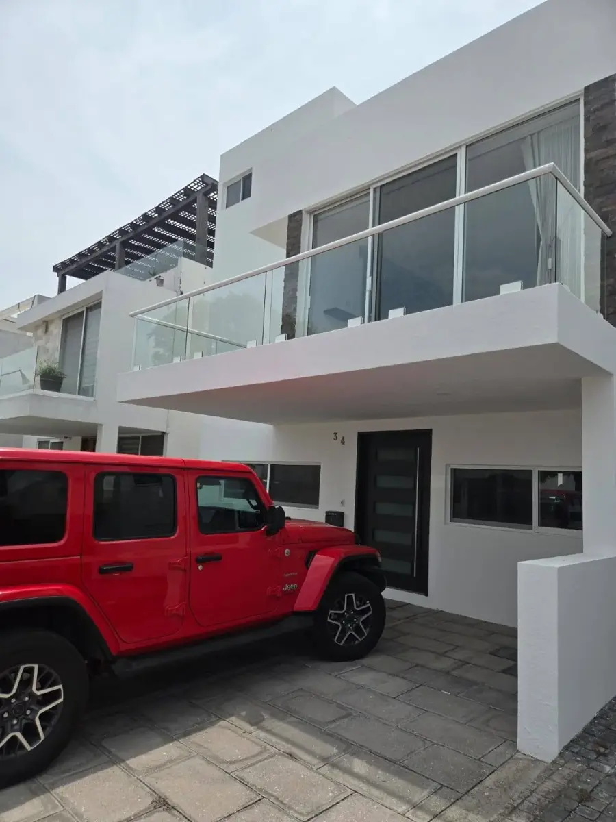 Casa en venta en Lomas de Angelópolis, San Andrés Cholula — foto 1 de 13