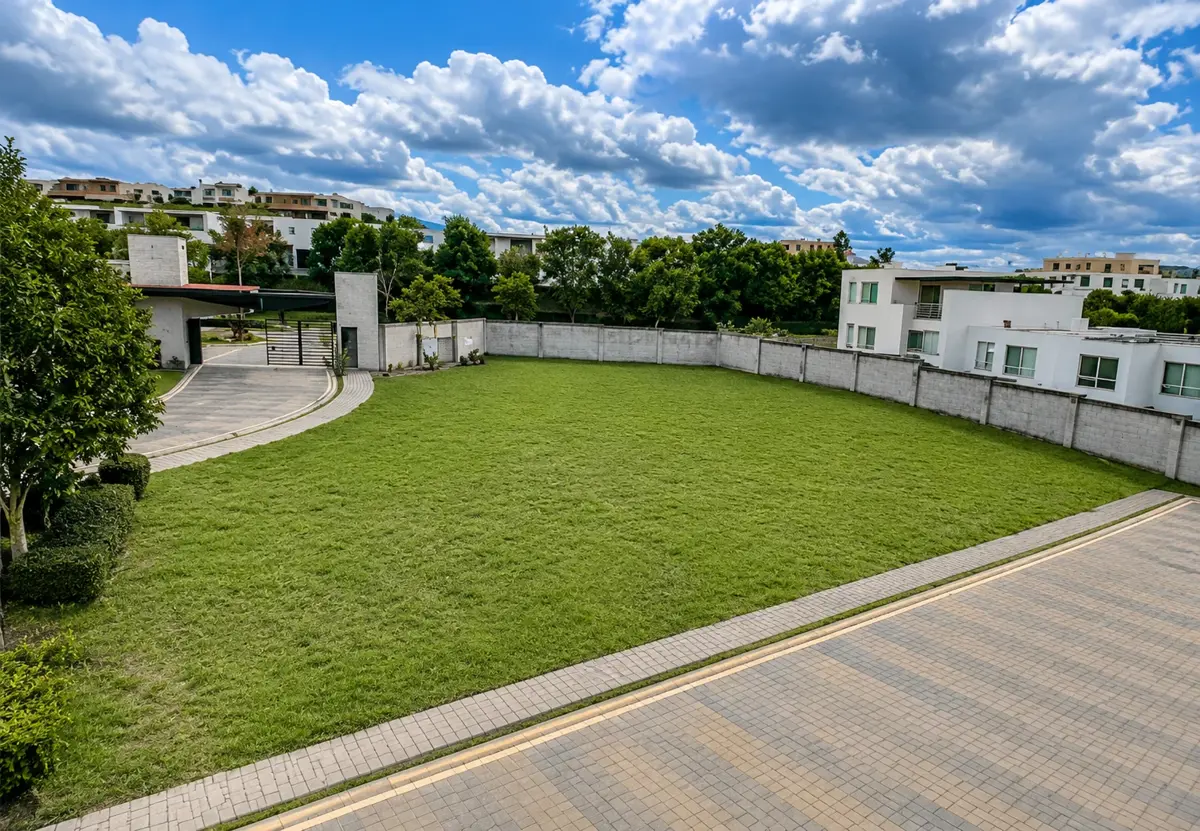 Terreno en venta en Lomas de Angelópolis, Ocoyucan — foto 1 de 14