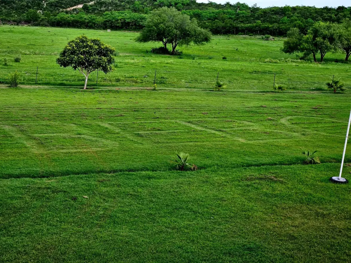 Quinta en venta en Hacienda las Trancas, Cadereyta Jiménez — foto 1 de 9