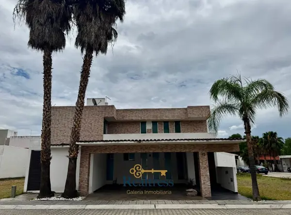 Casa en Venta con habitación en PB | Villa Antigua, El Pueblito, Corregidora, Querétaro