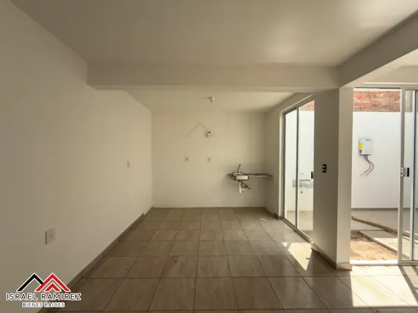 Casa en venta en Odisea, Santa María Atzompa — foto 3 de 17