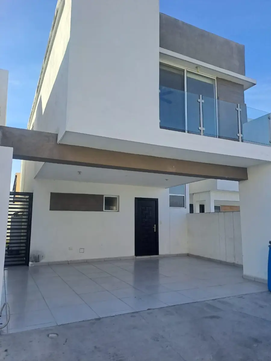 Casa en venta en Residencial Apodaca, Apodaca — foto 1 de 20