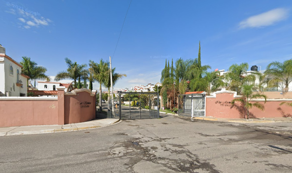 Casa en venta en Tlajomulco Centro, Tlajomulco de Zúñiga — foto 2 de 14