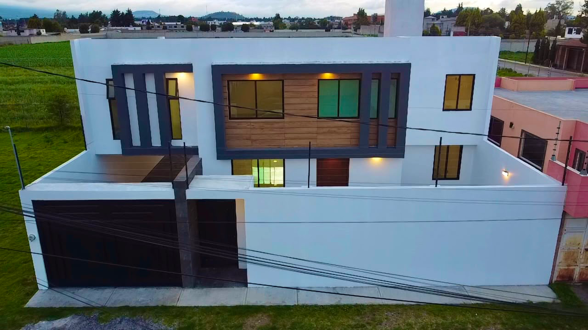 Casa en venta en Agrícola Lázaro Cárdenas, Metepec — foto 1 de 25