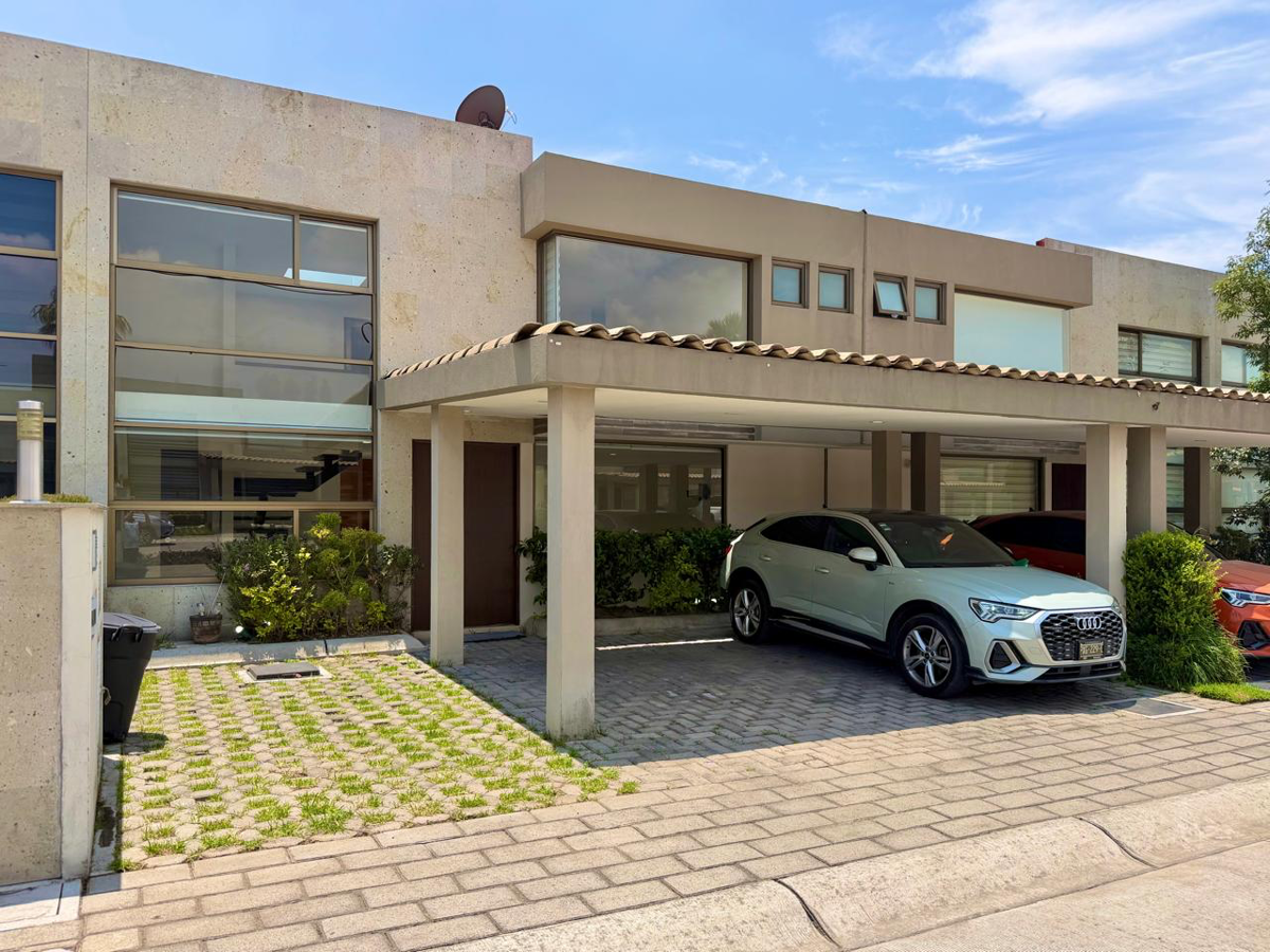 Casa en renta en Bosque de las Fuentes Residencial, Calimaya — foto 1 de 17