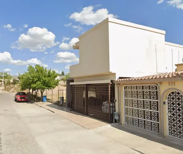 Casa en venta en Loma Bonita, Piedras Negras — foto 2 de 10
