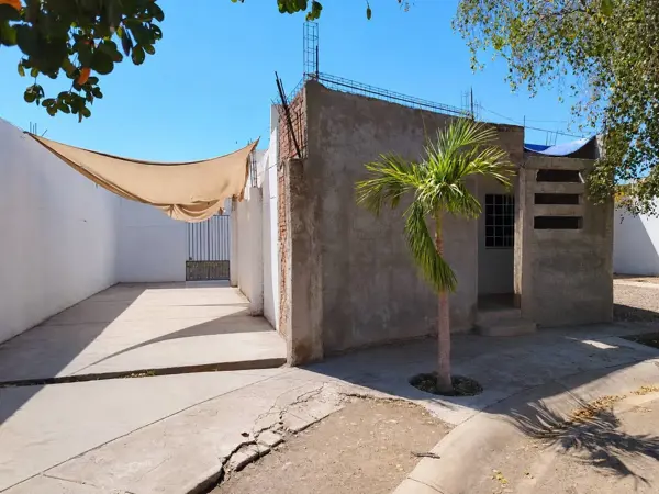 Casa en venta en Lirios del Río, Culiacán — foto 2 de 12