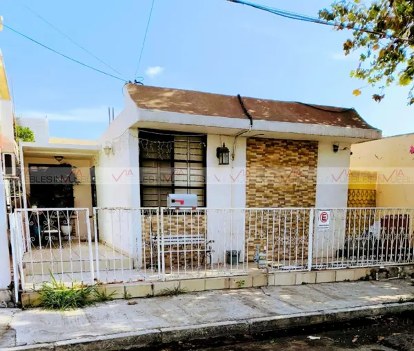 Casa en venta en Jardin de las Mitras, Monterrey — foto 2 de 16