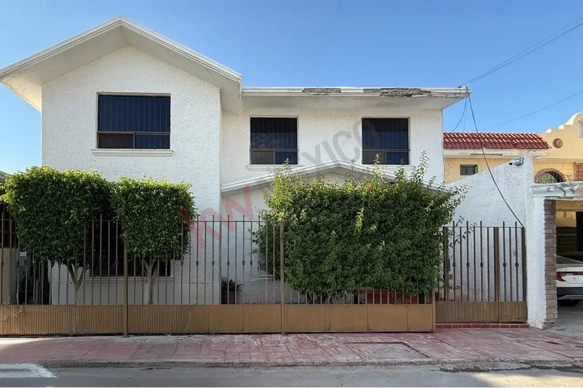 Casa en venta en Residencial la Hacienda, Torreón — foto 1 de 8