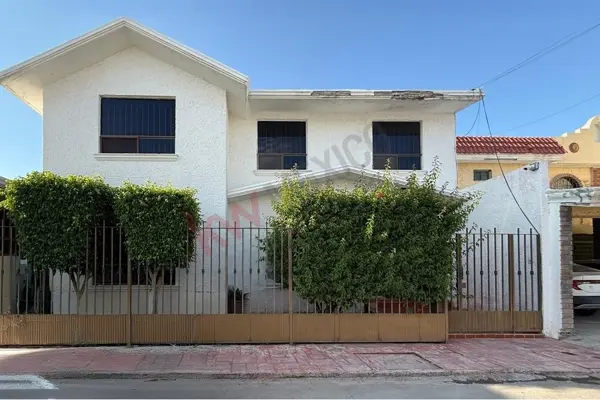 Casa en venta en Residencial la Hacienda, Torreón, Coahuila de Zaragoza Casa en venta en Residencial la Hacienda, Torreón, Coahuila de Zaragoza