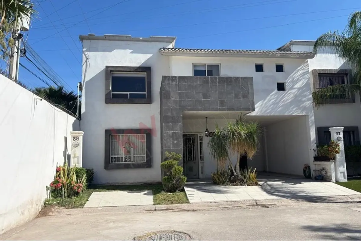 Casa en venta en Los Portones, Torreón — foto 1 de 18