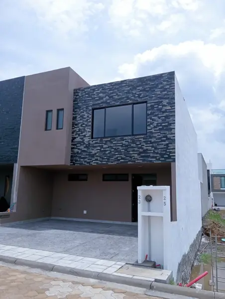 Venta de casa en fraccionamiento La Vid, Cuautlancingo, Puebla - Próxima entrega