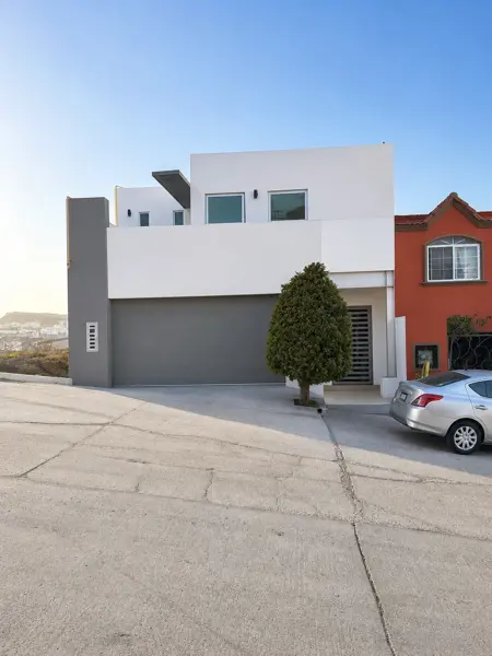 Casa en Venta en Chapultepec California con exelente vista a la ciudad