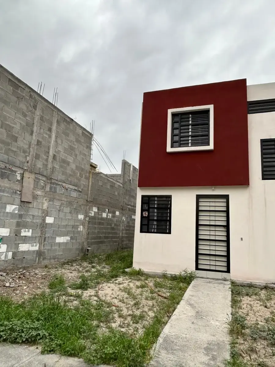 Casa en venta en Valle de Lincoln, García — foto 1 de 11