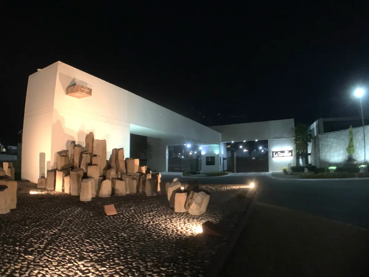Terreno en venta en Zona Plateada, Pachuca de Soto — foto 1 de 16