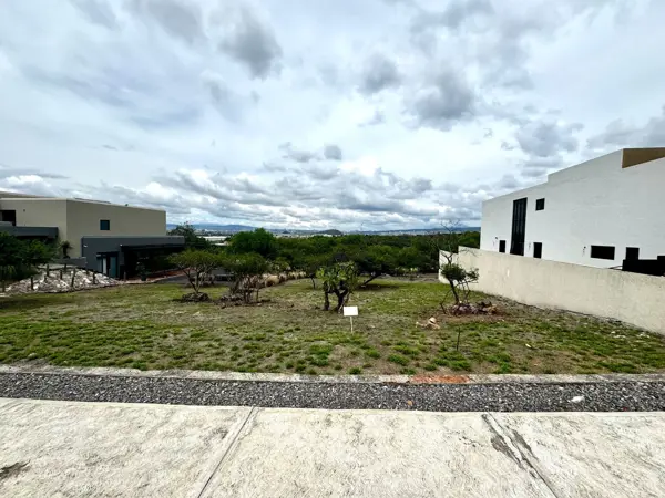 Terreno en venta en Balvanera Polo y Country Club, Corregidora — foto 2 de 11