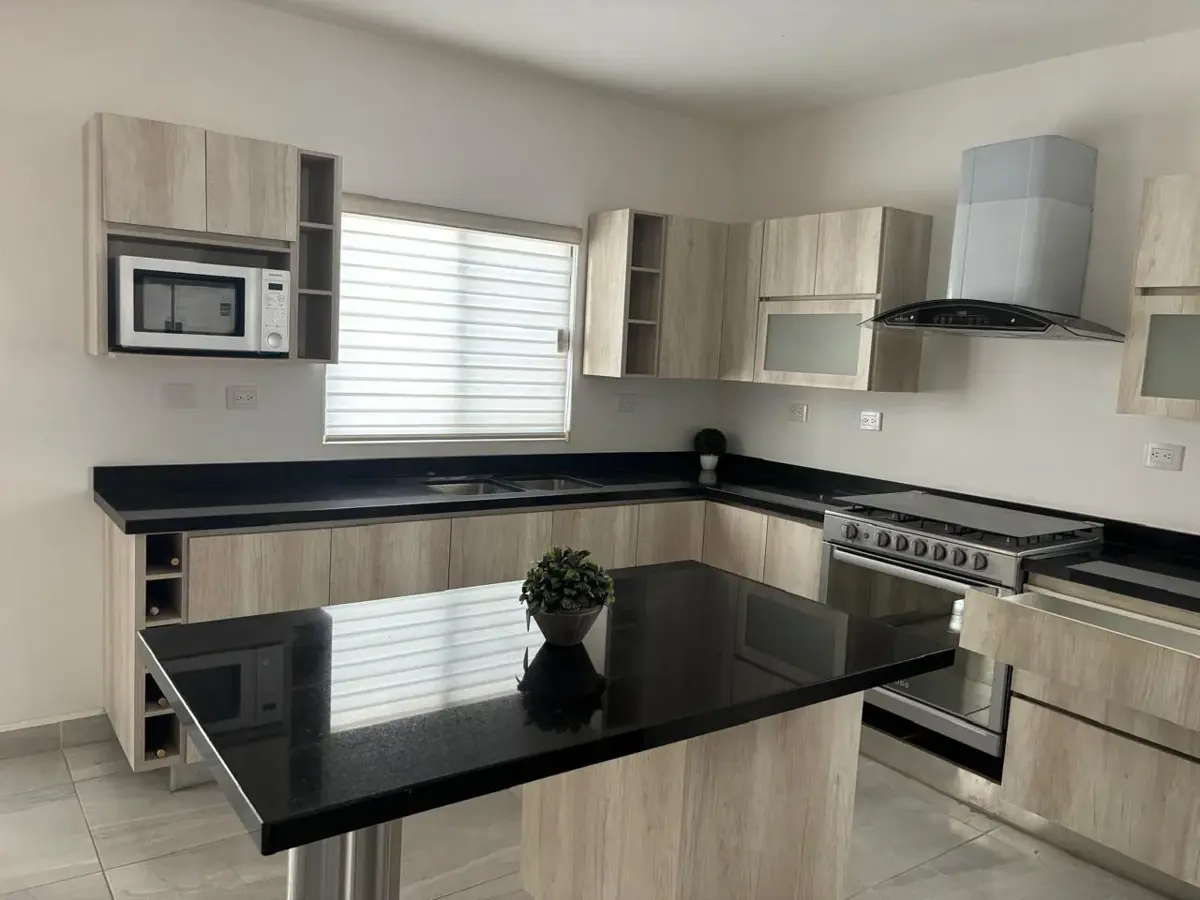 Casa en venta en Lomas de las Etnias, Torreón — foto 1 de 24