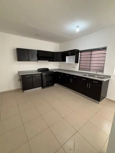 Casa en venta en Alebrijes Residencial, Torreón — foto 3 de 14