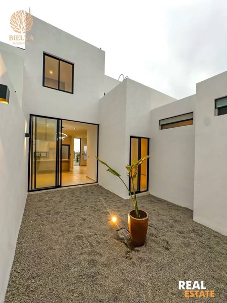 Casa en venta en Montellano, Villa de Álvarez — foto 2 de 15
