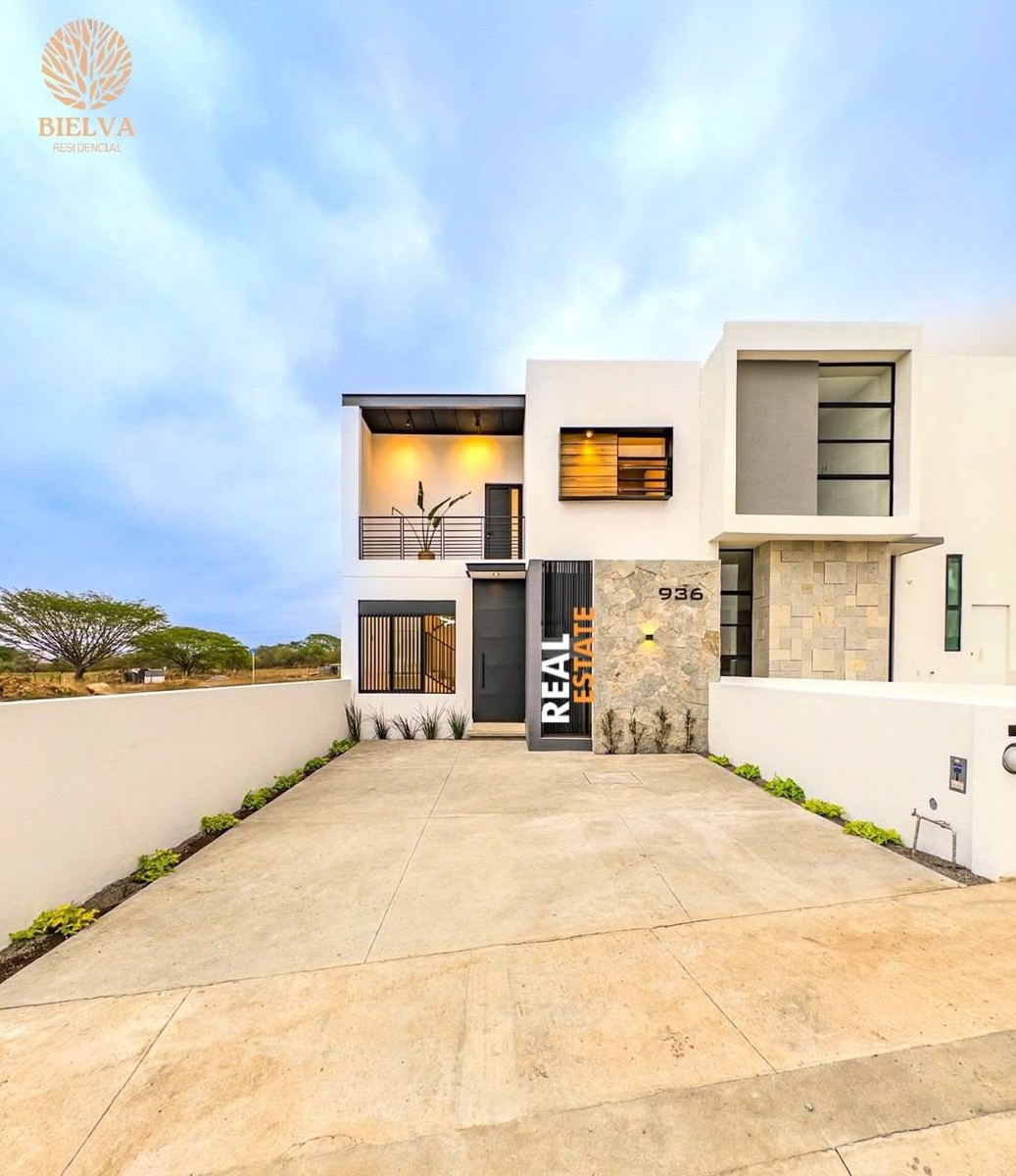 Casa en venta en Montellano, Villa de Álvarez — foto 1 de 15