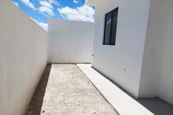 Casa en venta en Brisas Poniente, Saltillo — foto 3 de 22