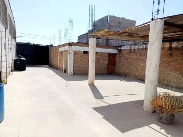Ideal para QUINTA amplio Terreno y Casa  Venta en Centro de Gómez Palacio