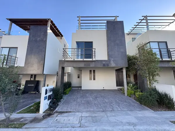 Casa en Venta en Residencial del Parque. Casa en Venta en Residencial del Parque.