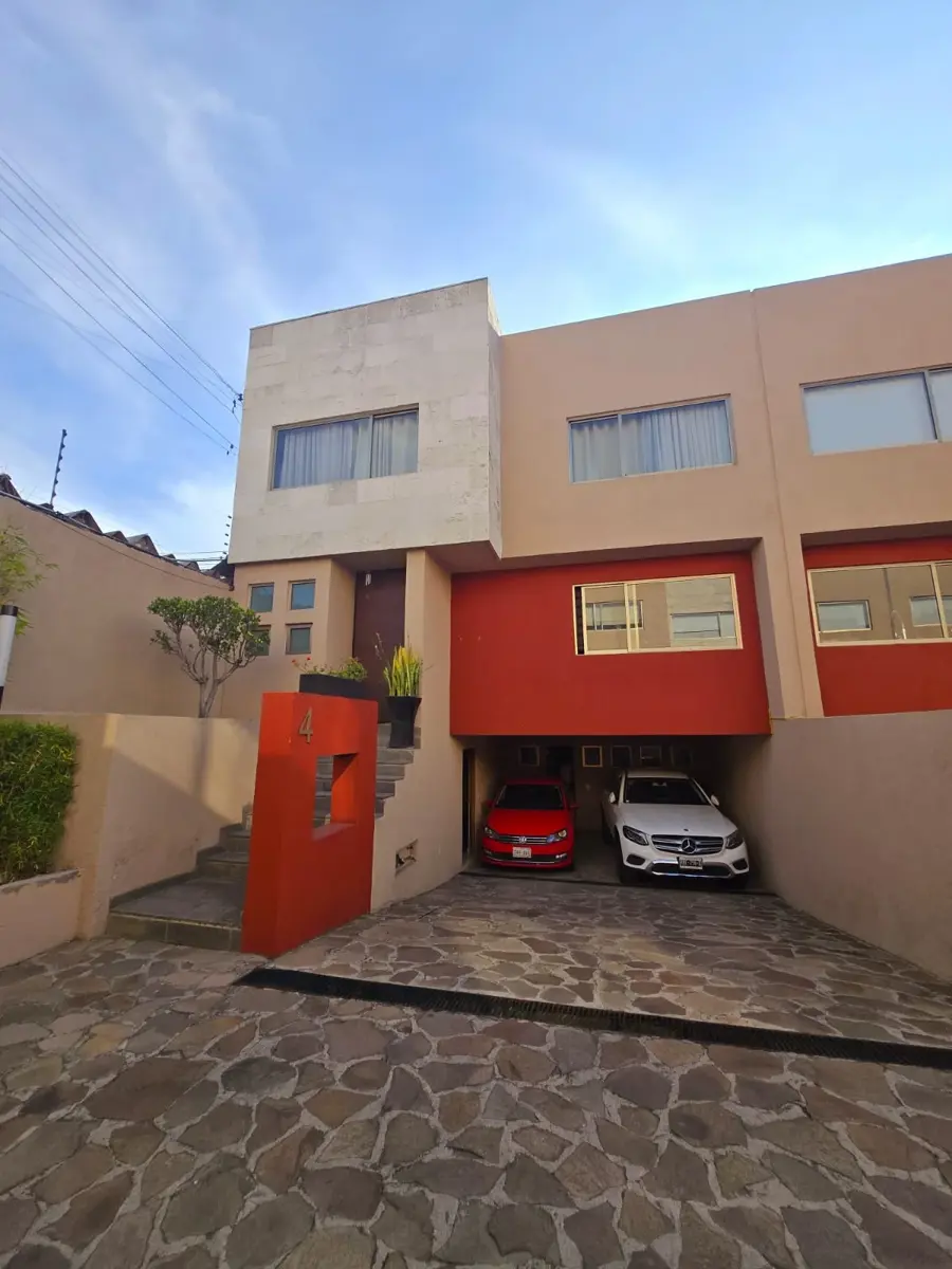 Casa en venta en San Pedro Martir, Tlalpan — foto 1 de 27