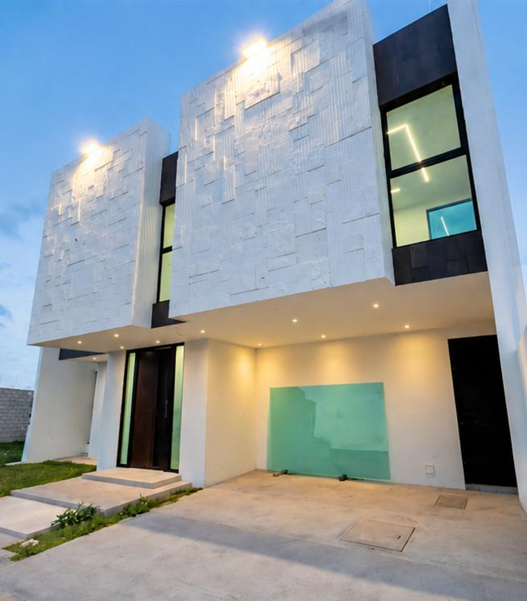 Casa en venta en Llano Grande (El Salitre), Metepec — foto 1 de 14